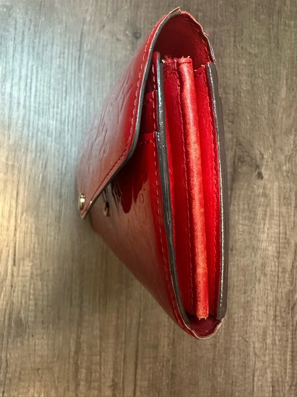 Louis Vuitton Sarah Red Vernis